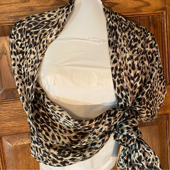 Leopard Oblong Scarf Wrap Black, Taupe, Cream - Picture 4 of 4